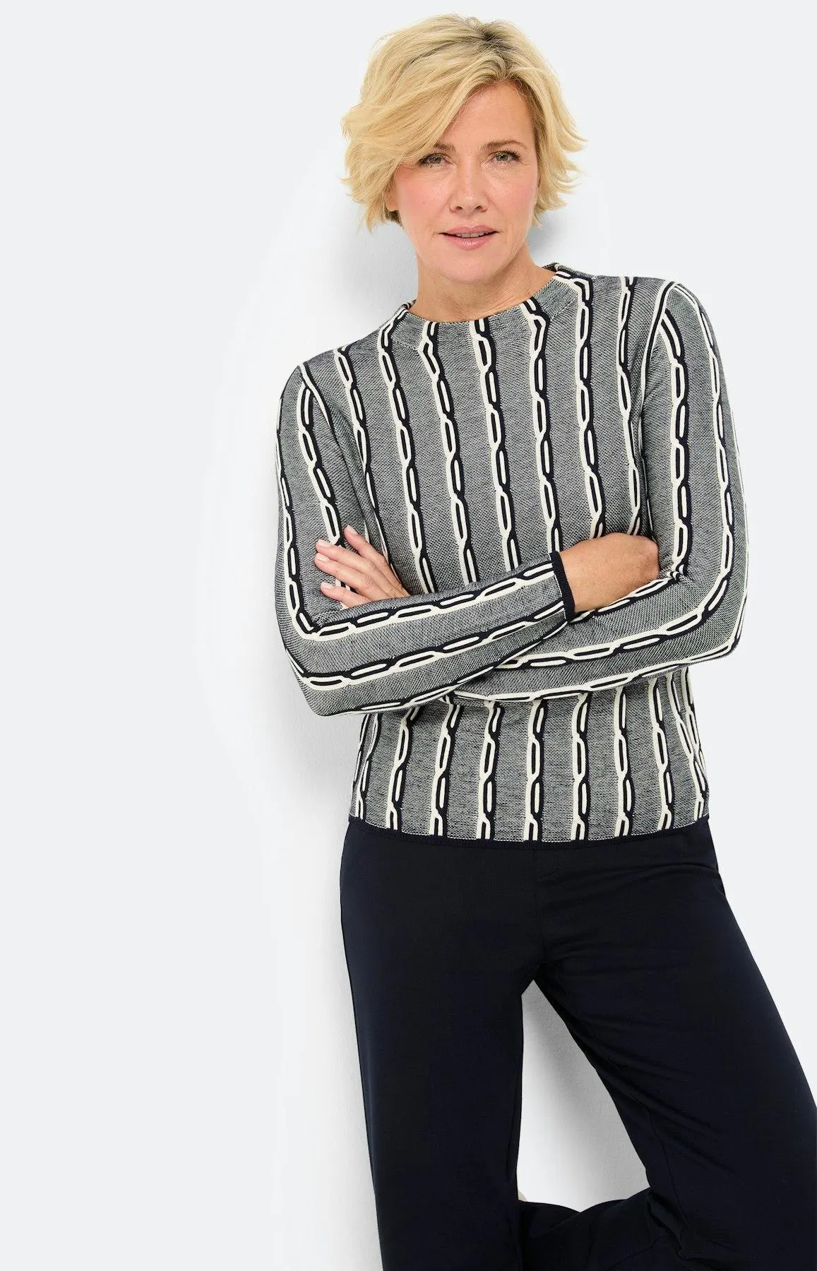 Pullover mit 3-D-Muster, marine