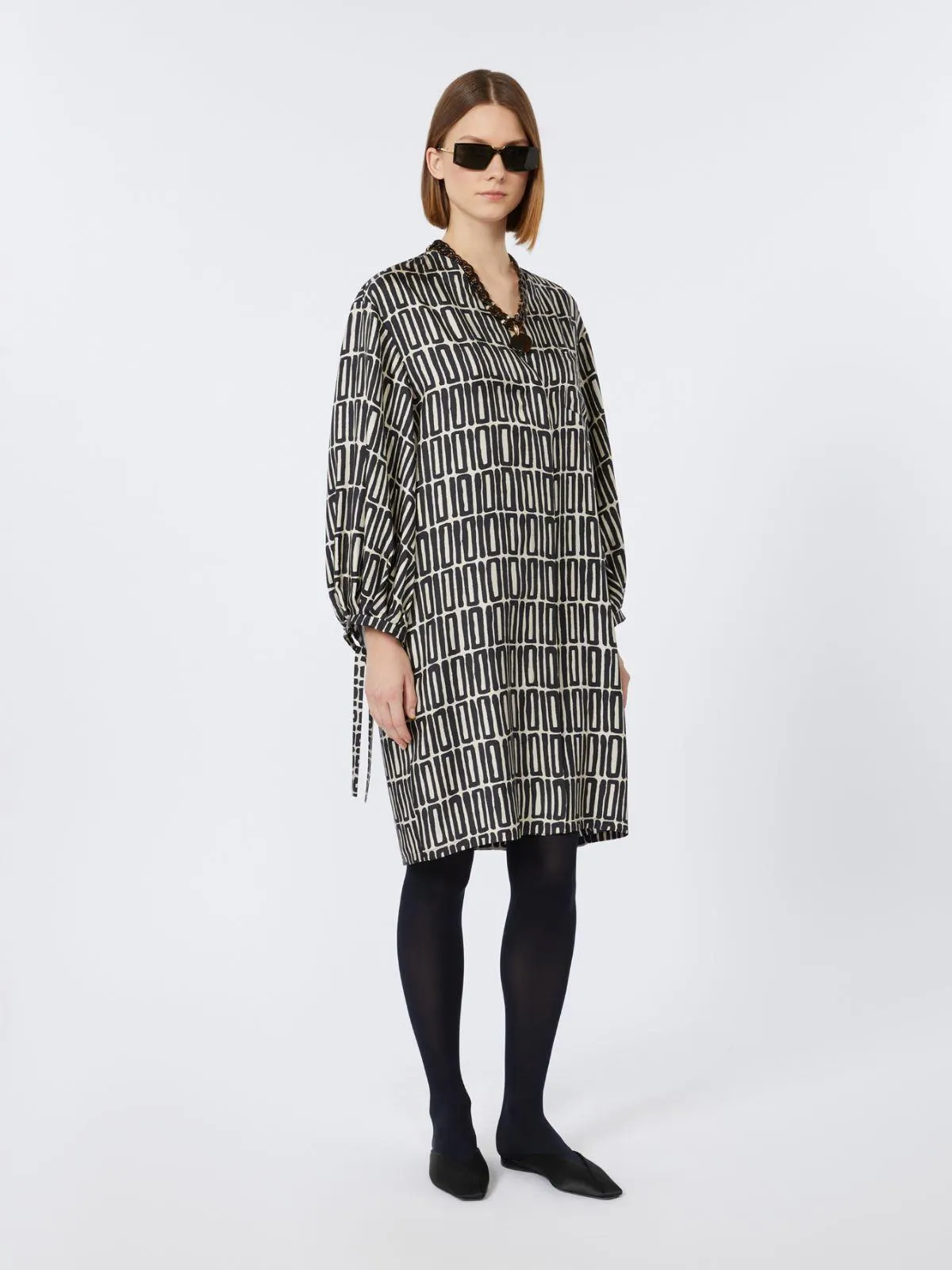 Kleid aus bedrucktem Seidentwill - Schwarz