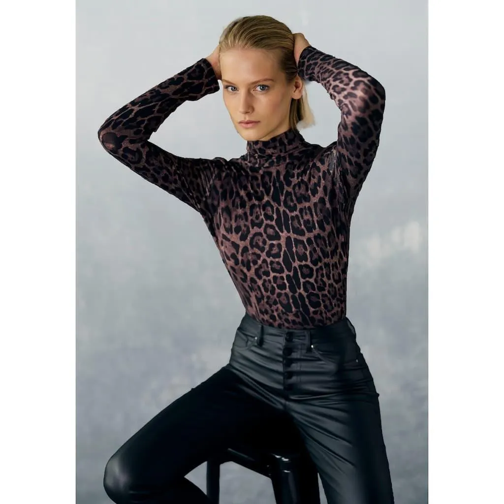 LASCANA Rollkragenshirt mit Animalprint, Jerseyshirt, modisches Basic