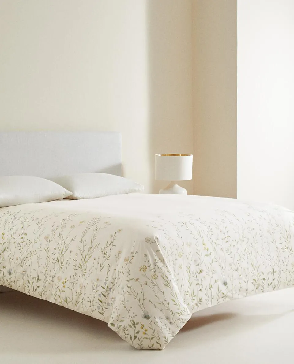 GEBLÜMTER BETTBEZUG