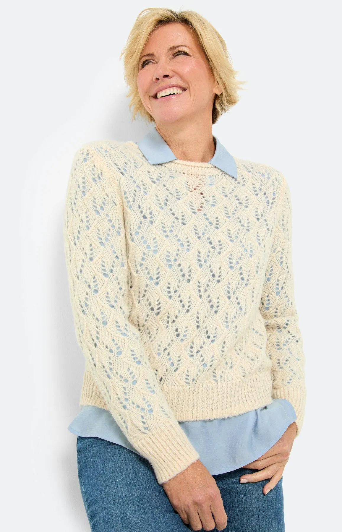 Pullover aus Ajourstrick, creme
