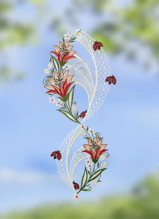 Fensterbild mit Saughaken aus echter Plauener Spitze