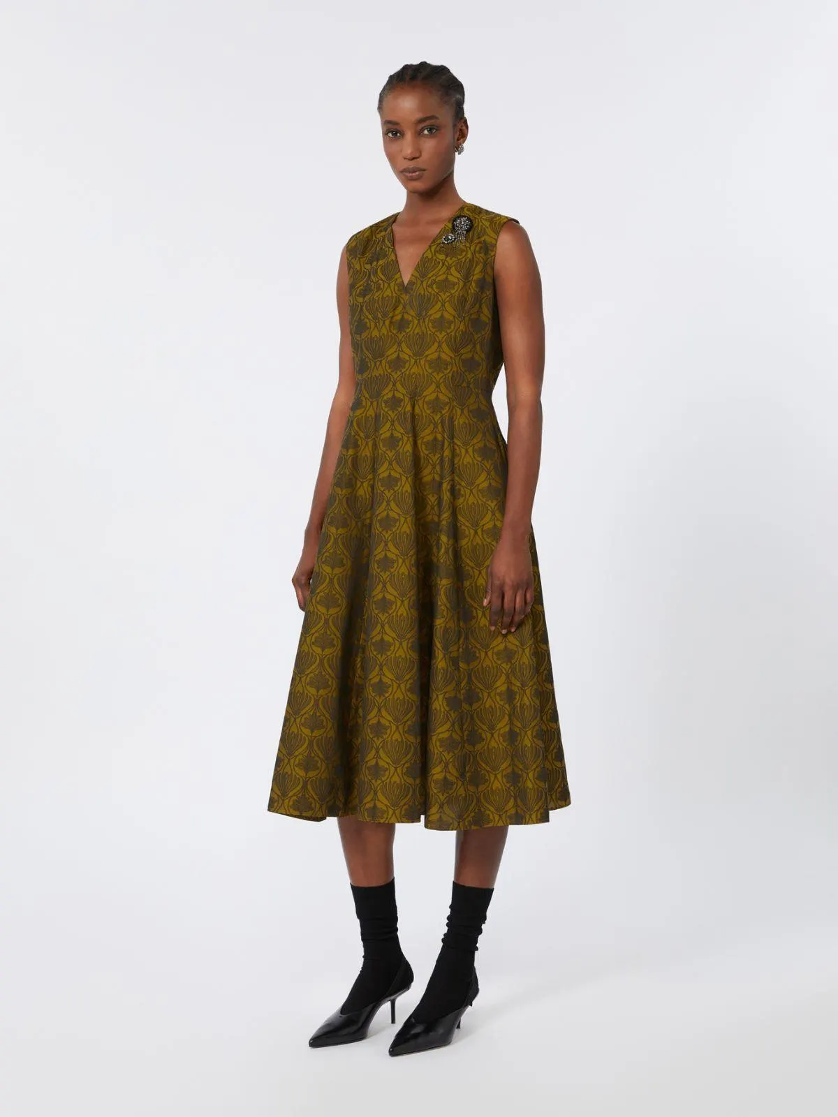 Ausgestelltes Kleid aus Jacquard - Senf