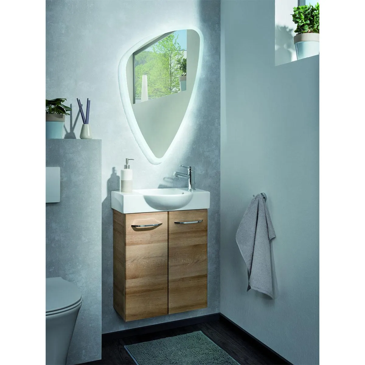 Fackelmann LED-Spiegel Organic 55,5 x 89 x 3 cm inkl Befestigungsmaterial