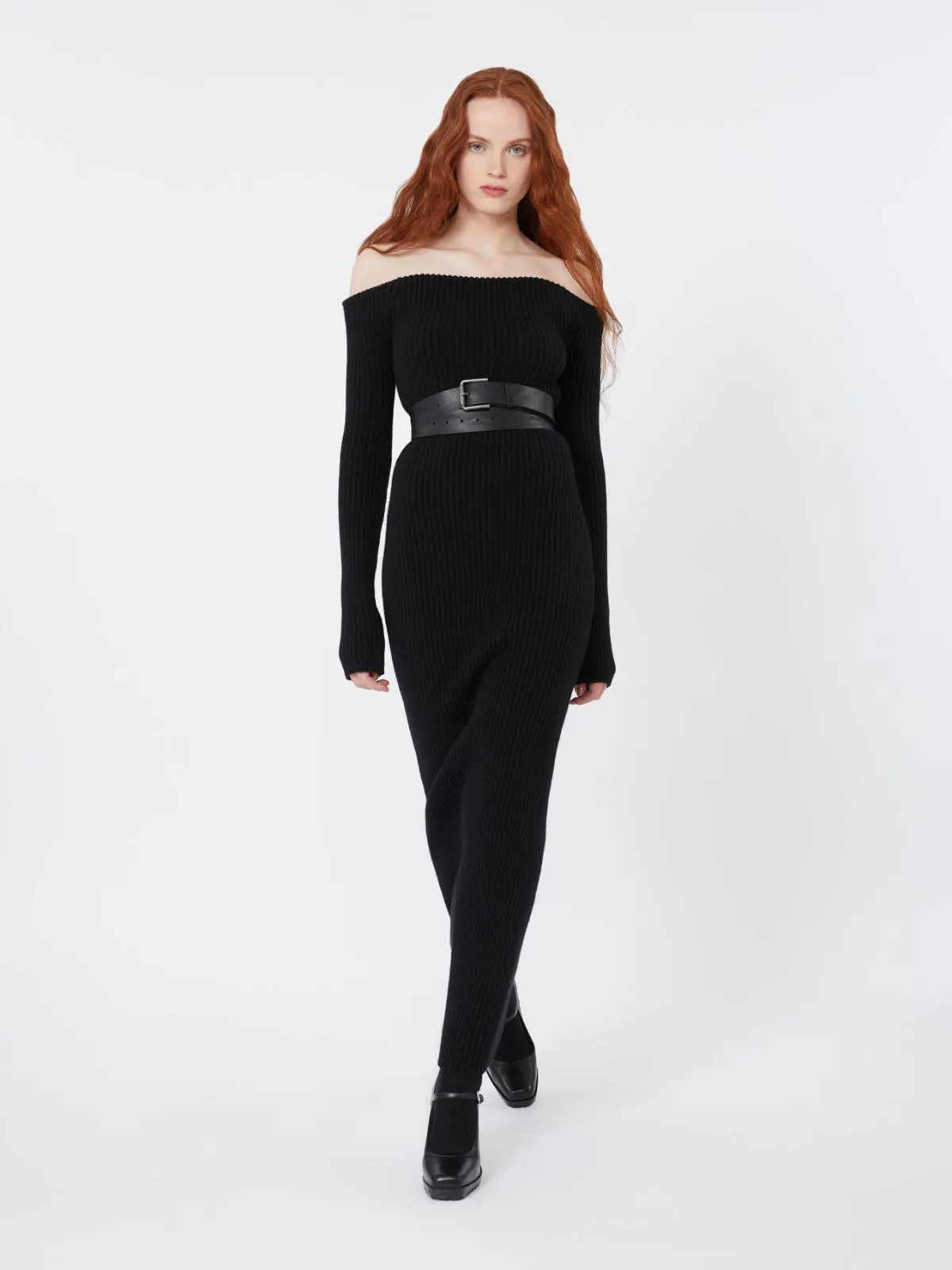 Etuikleid aus Wolle und Kaschmir - Schwarz