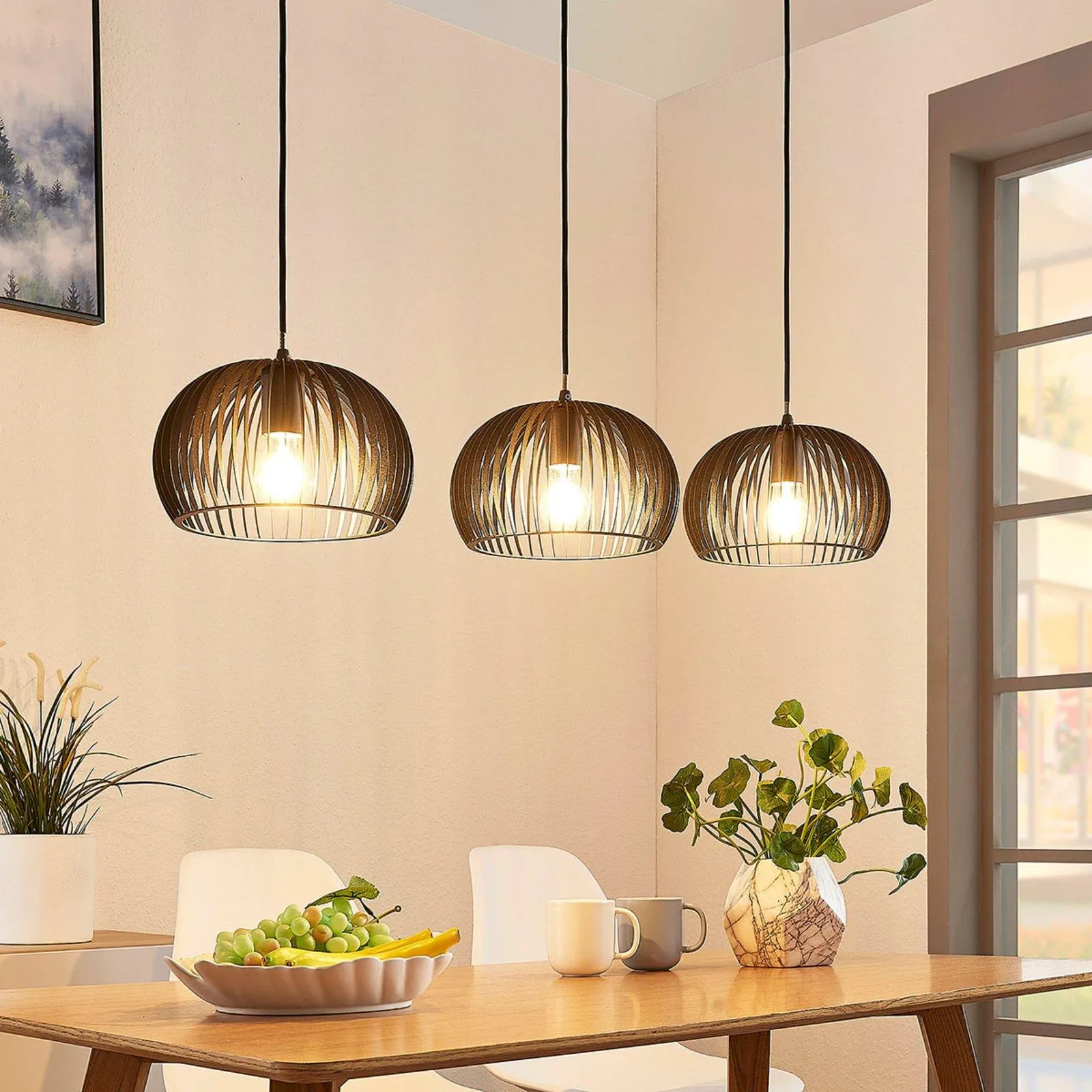 Pendellampe Jusra aus schwarzem Metall, 3-fl.