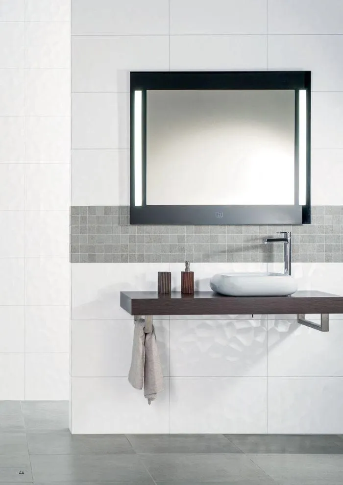 Fliesen 2024 von 5. Juni bis 31. Dezember 2024 - Flugblätt seite  42