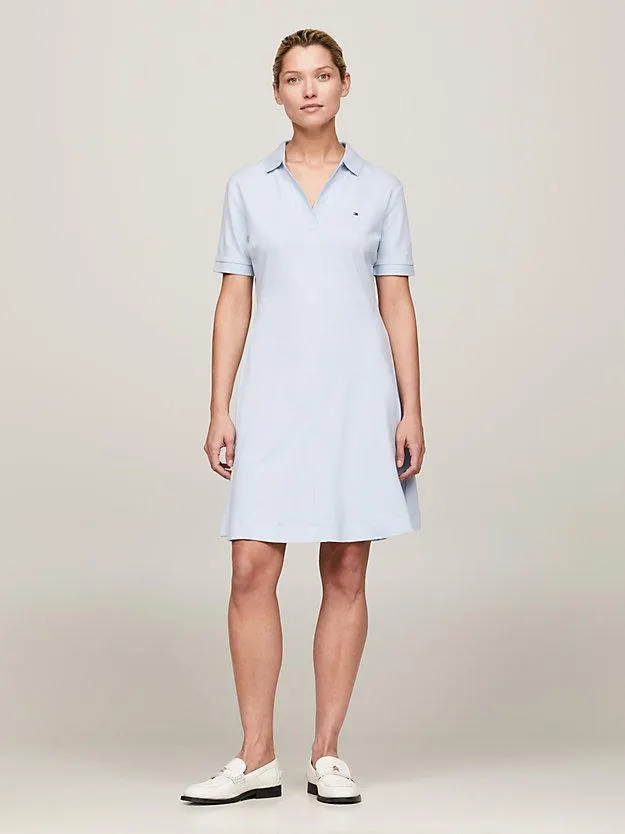 Gestreiftes Polokleid mit knopfloser Leiste