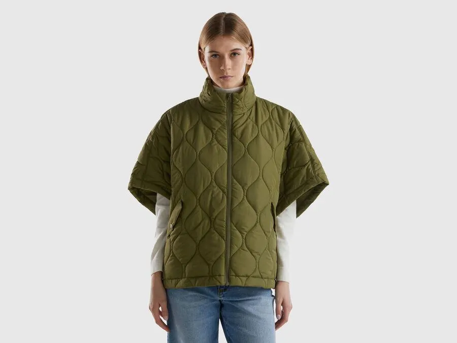 Gestepptes Cape mit leichter Wattierung