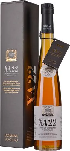XA22 Grüner Veltliner Weinbrand 0,5 Liter im Geschenkkarton