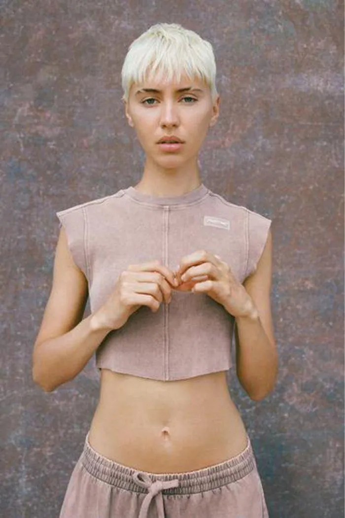 Zara X Pantone  - Catalogue valid from 24 May to 24 June 2024 - page 20