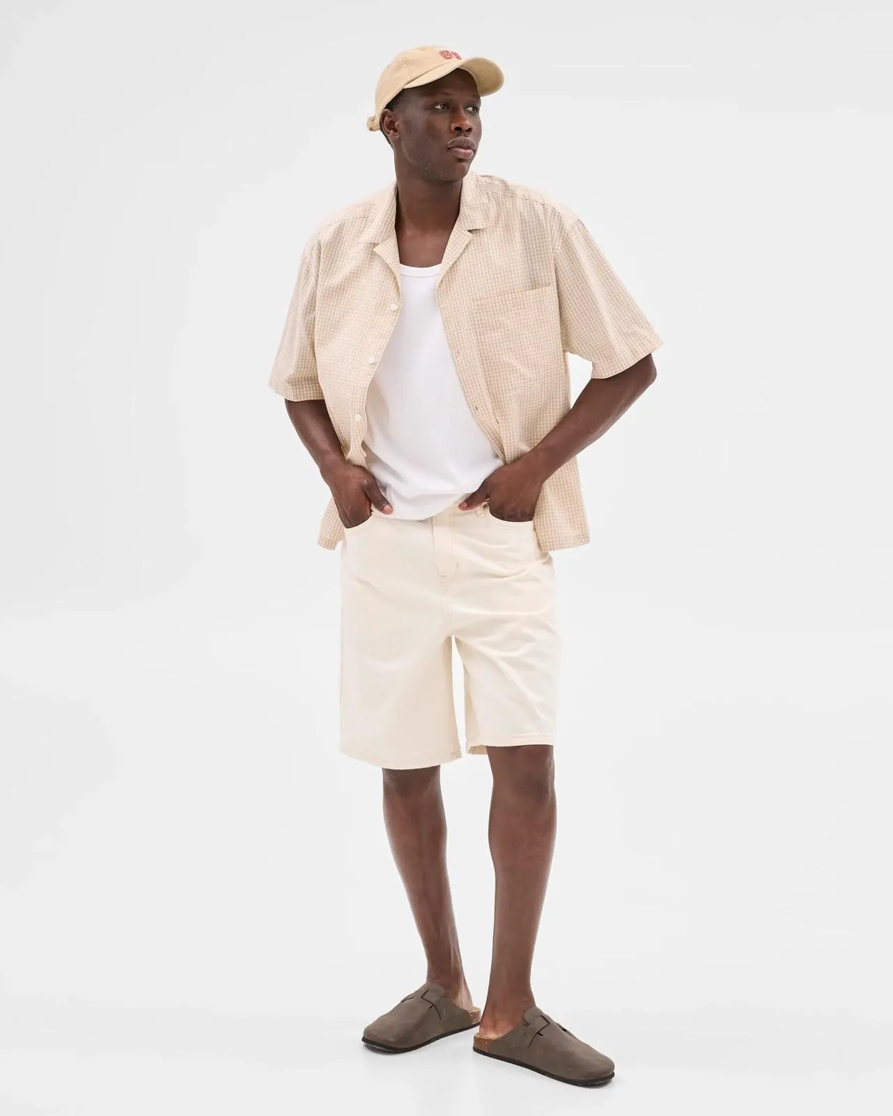 Loose Denim Shorts - Commons - Ecru