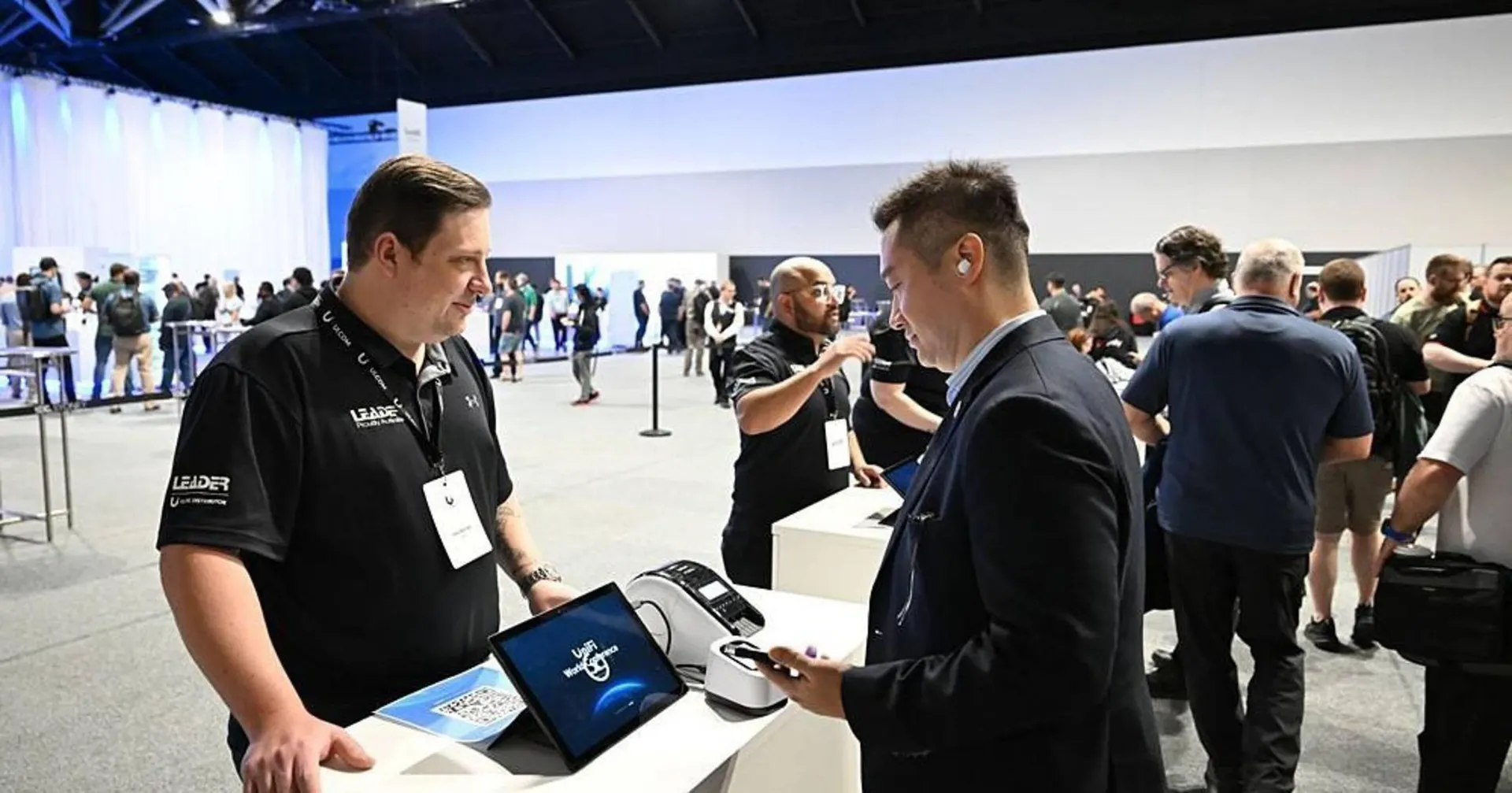 Leader Computers catalogue - Catalogue valid from 21 October to 4 November 2025 - page 7