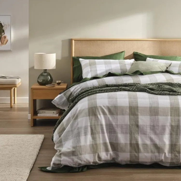 Shaynna Blaze Bonnie Quilt Cover Set White & Green