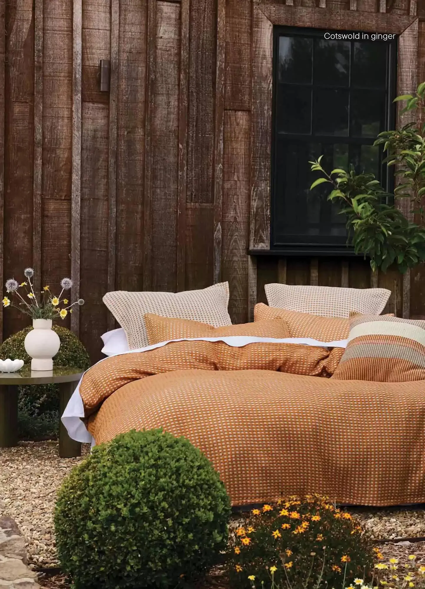 Linen House catalogue - Catalogue valid from 2 April to 31 August 2025 - page 33