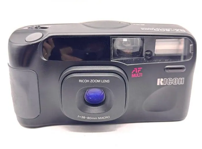 Used Ricoh RZ-800 Date 35mm Film Camera 38-80mm Zoom SN: AE 104144