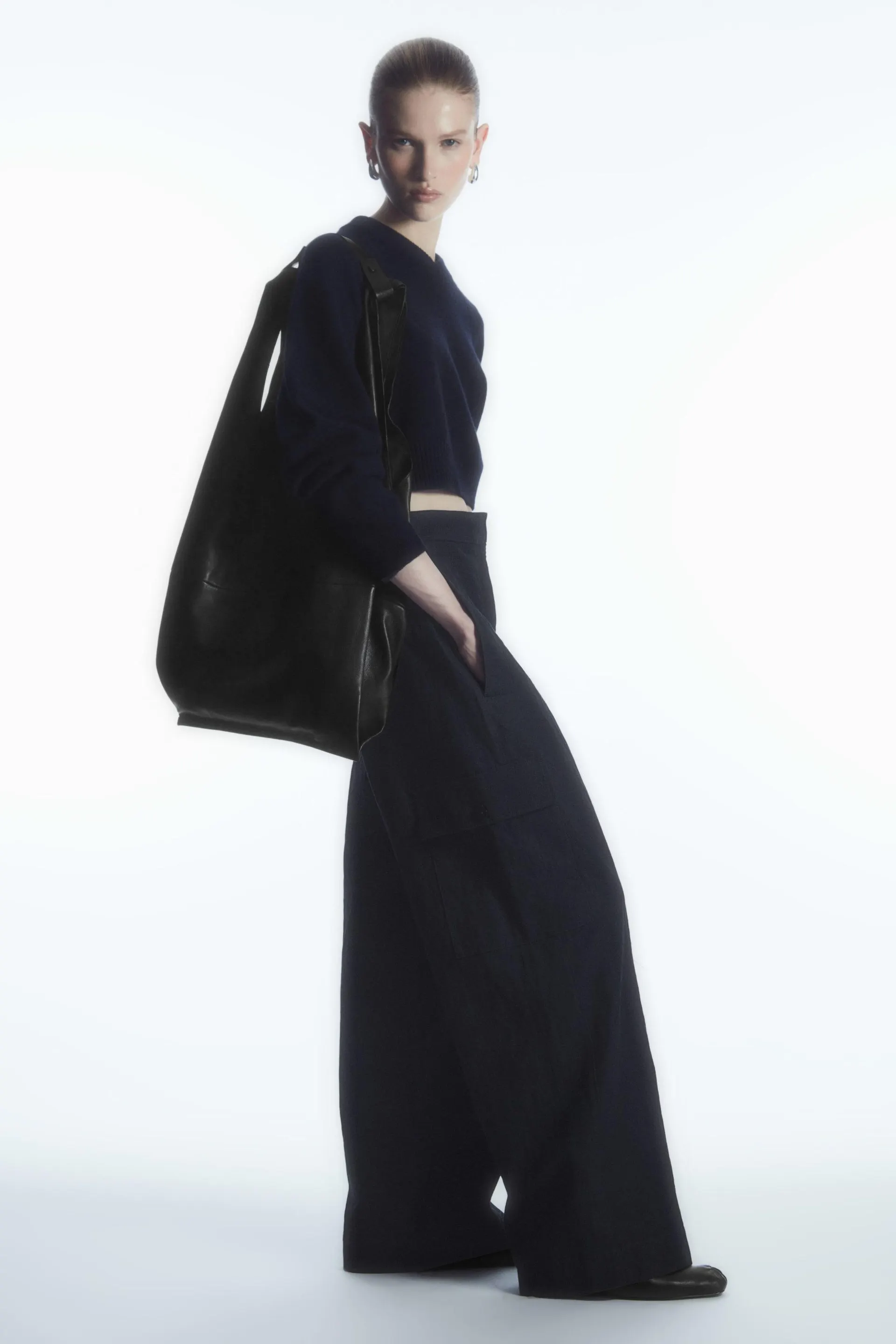 WIDE-LEG FLUID CARGO PANTS