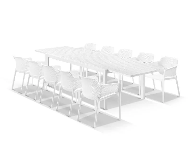 Bronte Extension table with Bailey Chairs 11pc Outdoor Dining Setting