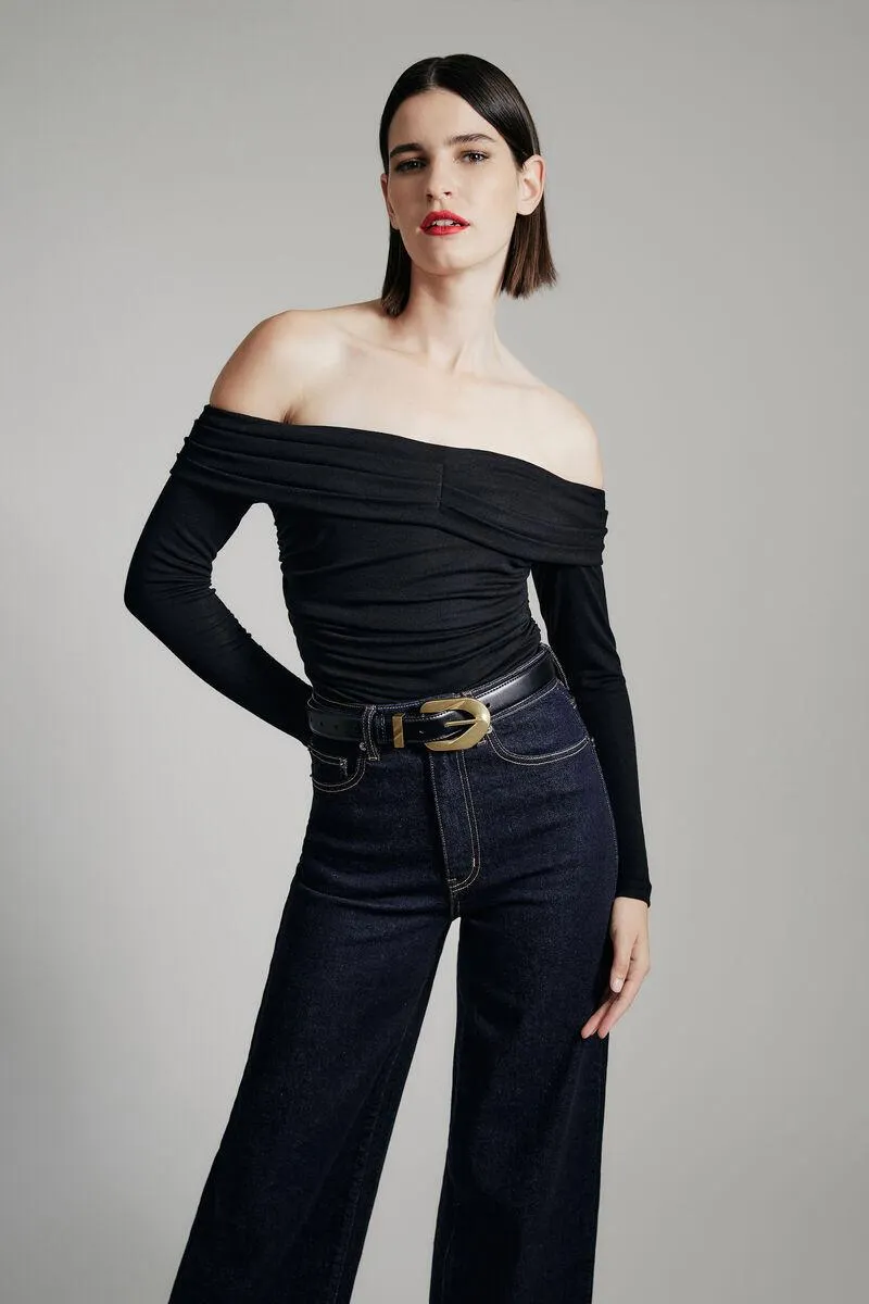 elsa off the shoudler top in black