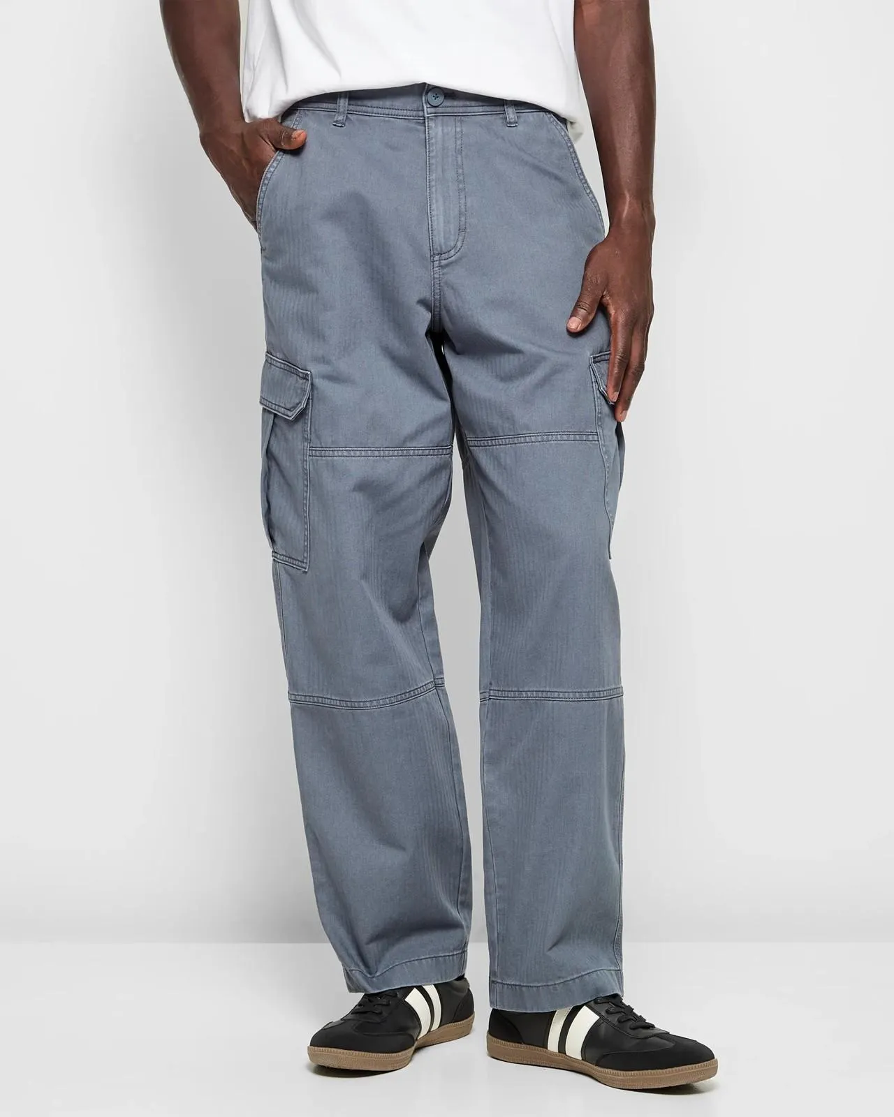 Garment Dyed Utility Wide Leg Cargo Pants - Commons - Turbulence
