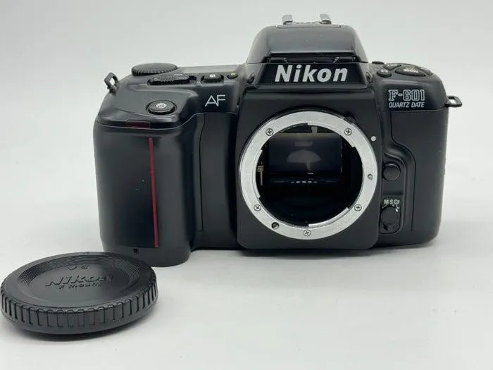 Used Nikon F-601 QD 35mm SLR Body S/N 2106566