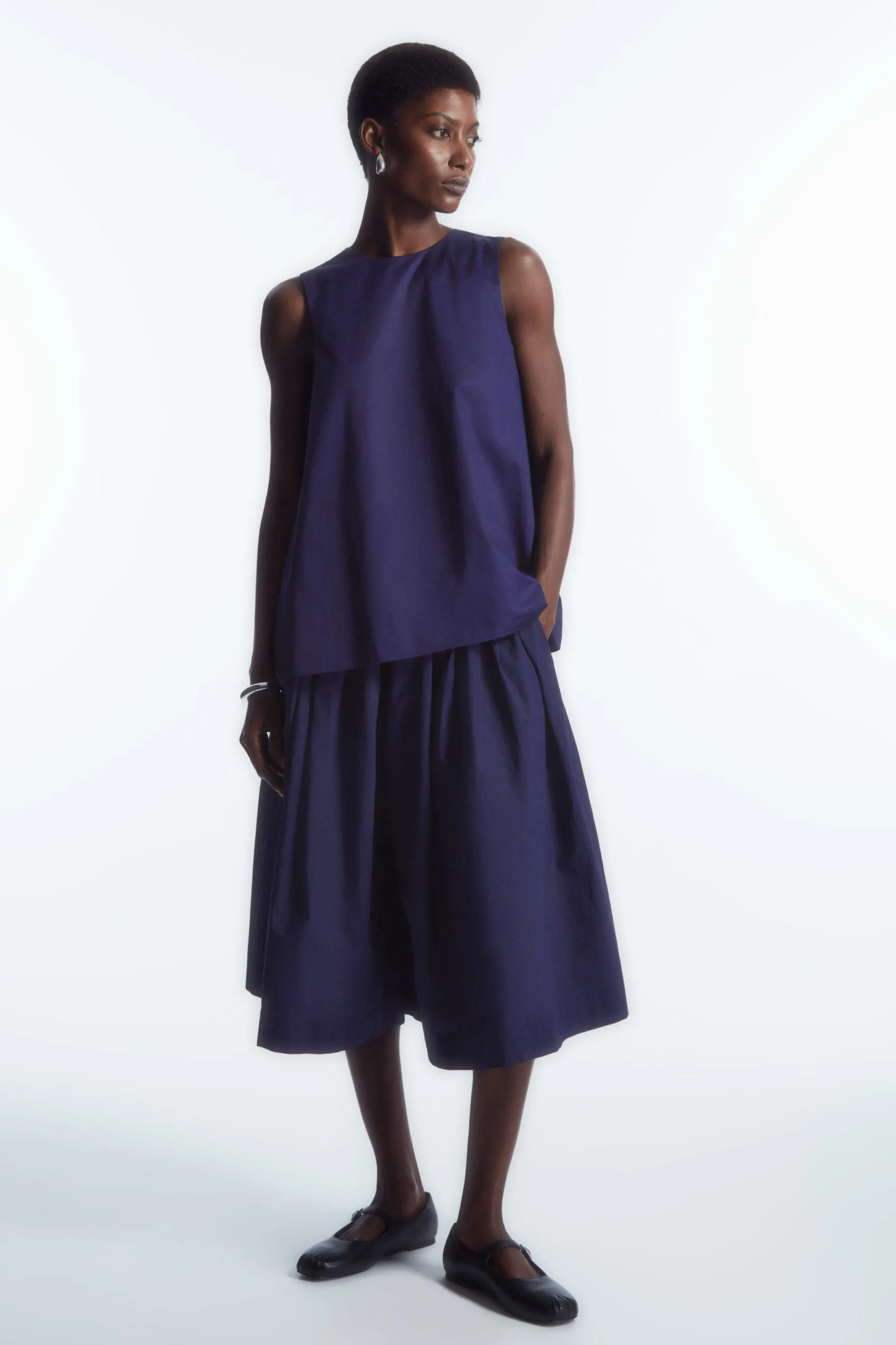 VOLUMINOUS PLEATED CULOTTES
