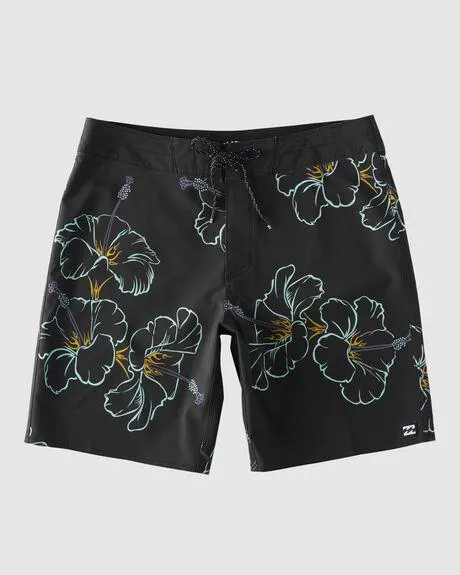 Boys 8-16 Sundays Pro Boardshorts
