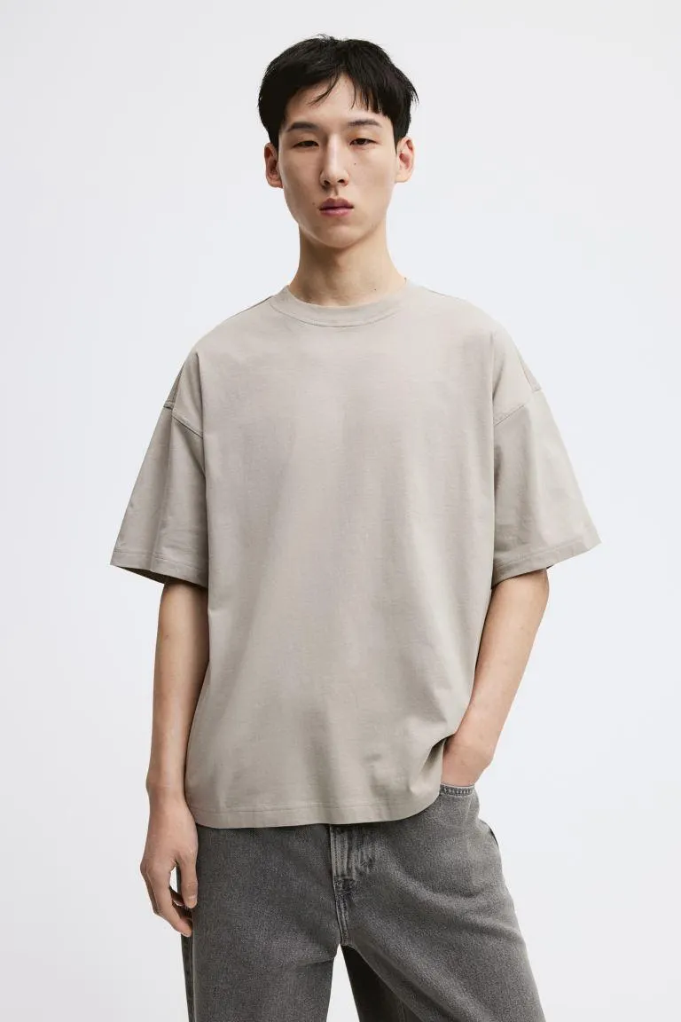Oversized Fit Tee