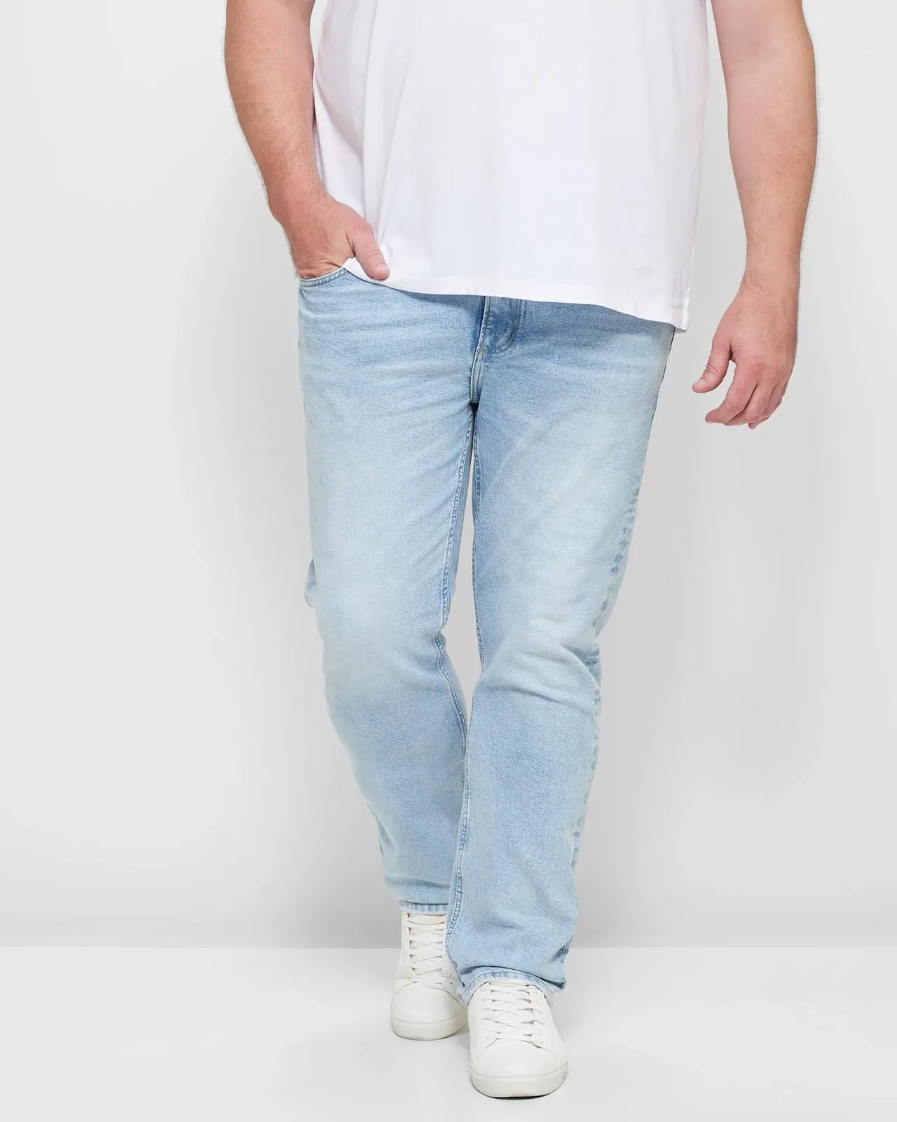 Plus Straight Fit Jeans