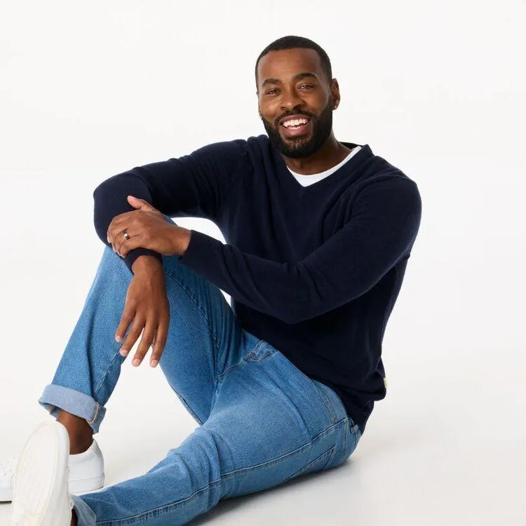 JC Lanyon Essentials Men's Lowan V Neck Soft Touch Knit Navy