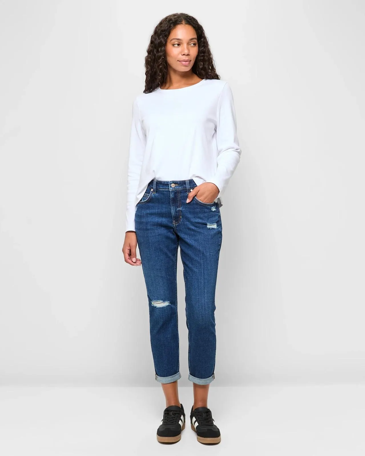Tash Girlfriend Mid Rise Ankle Length Denim Jeans - Indigo