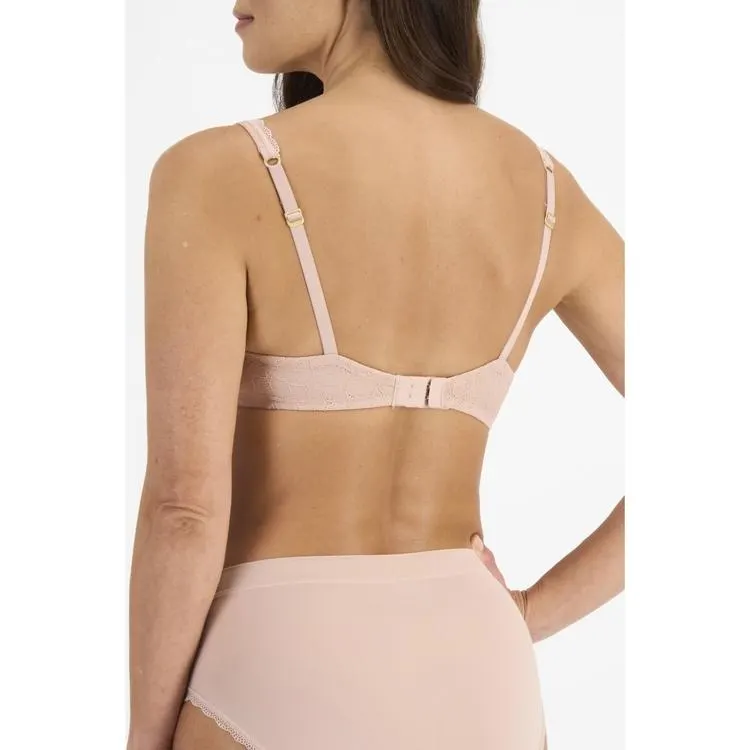 Berlei Women's Barely There Lace Bra Nude