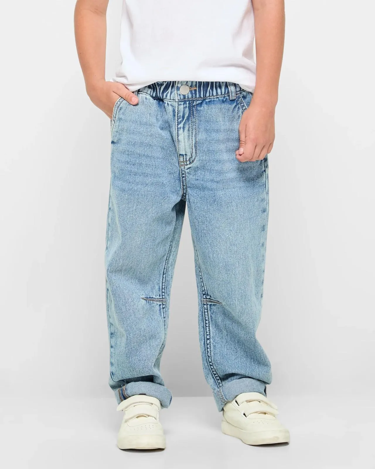 Relaxed Balloon Fit Denim Jeans - Mid Wash
