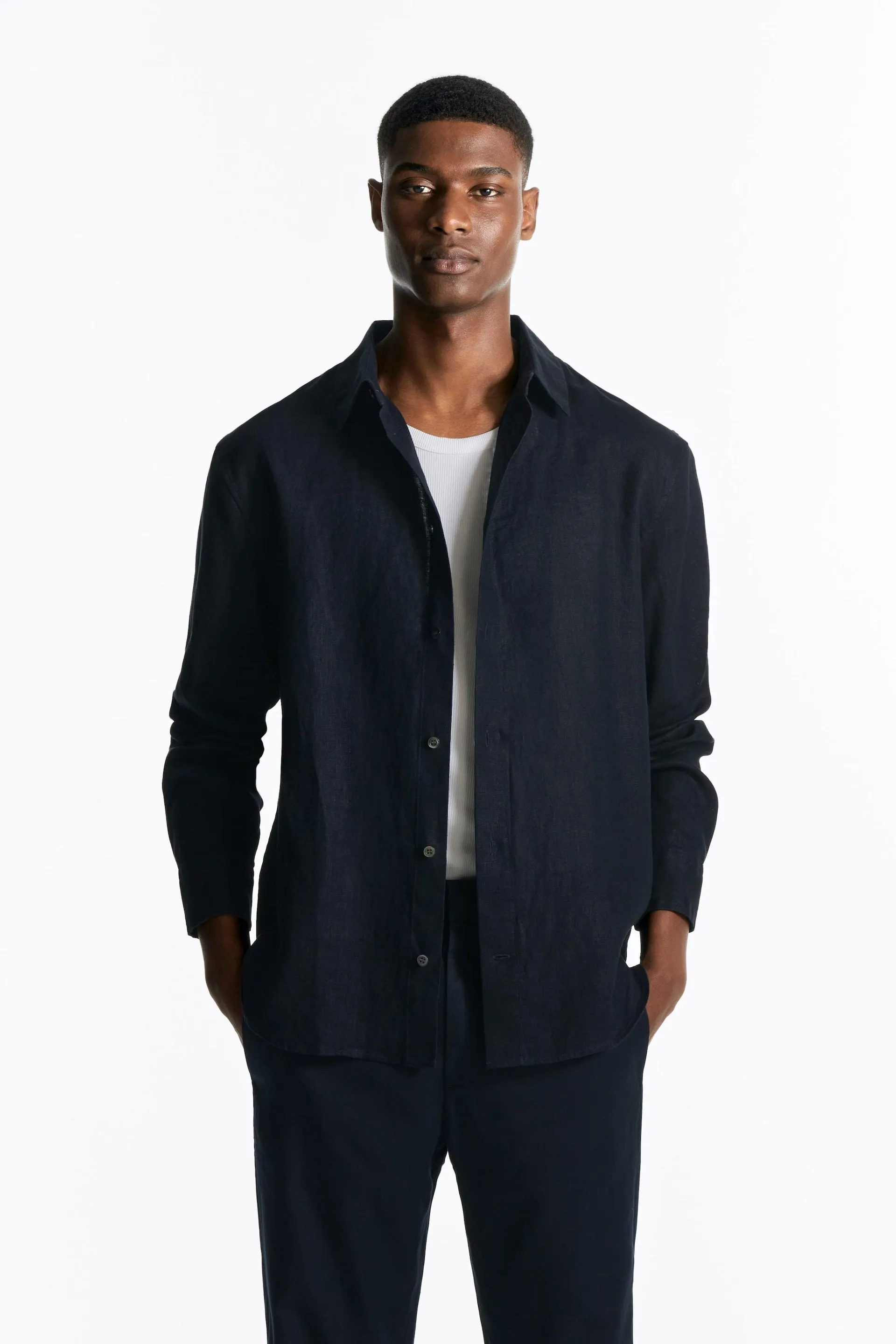 LINEN LONG-SLEEVED SHIRT