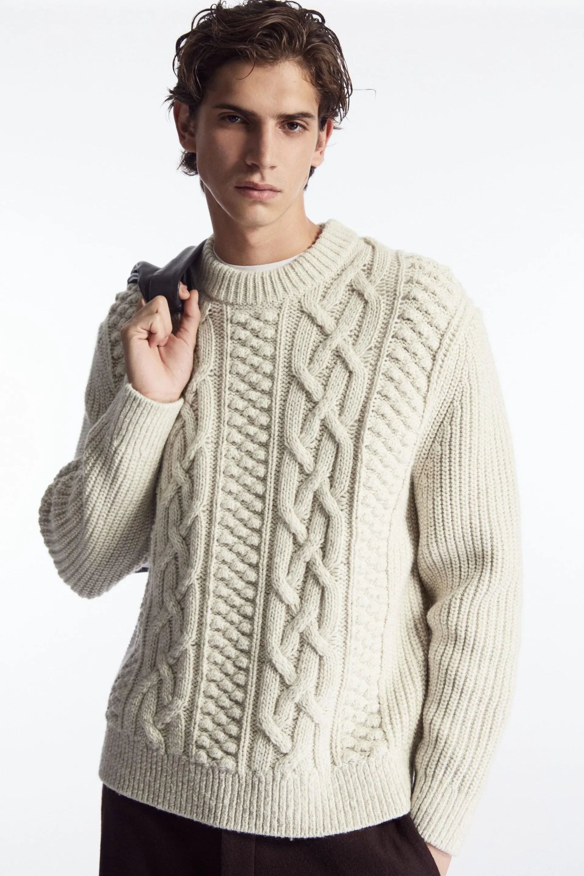 CABLE-KNIT WOOL JUMPER
