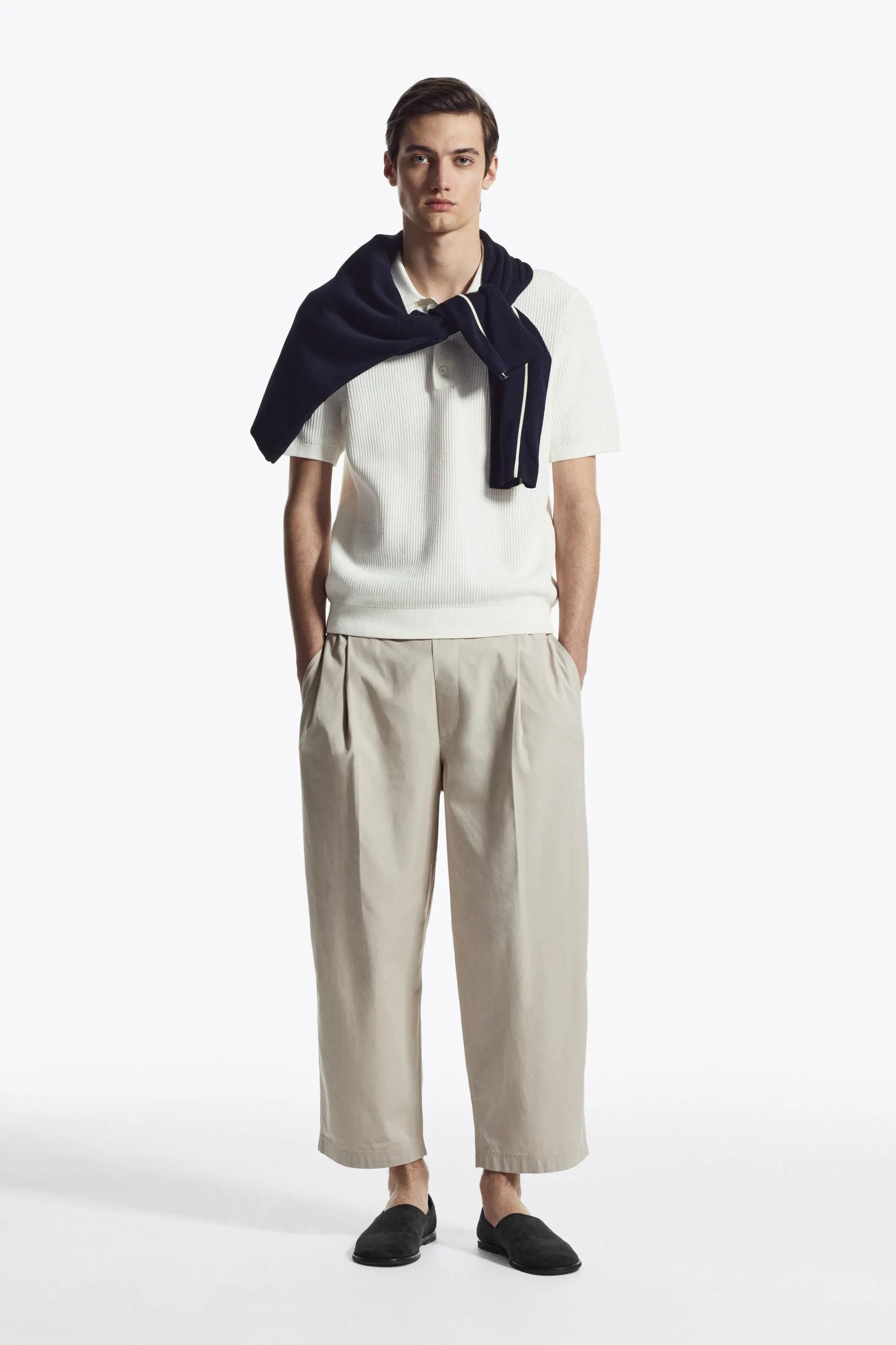 WIDE-LEG ELASTICATED PANTS