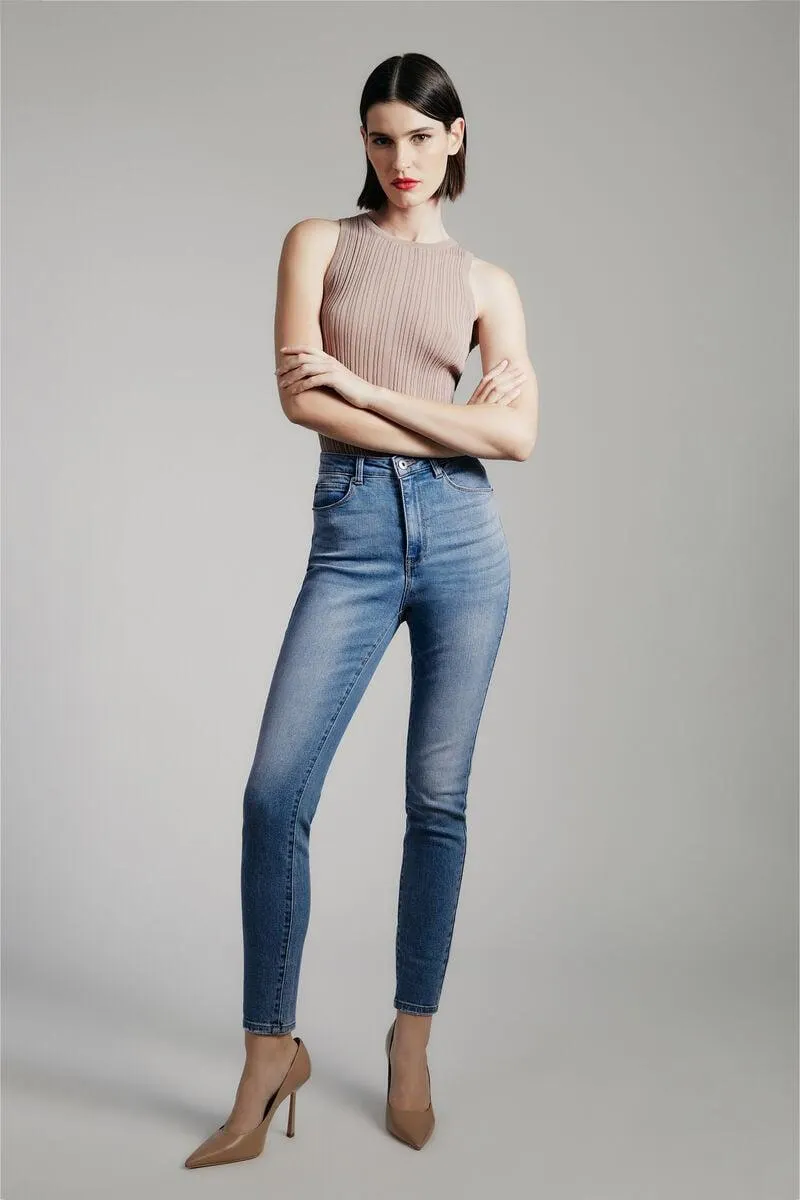 khloe hi jeans ⅱ in dark denim