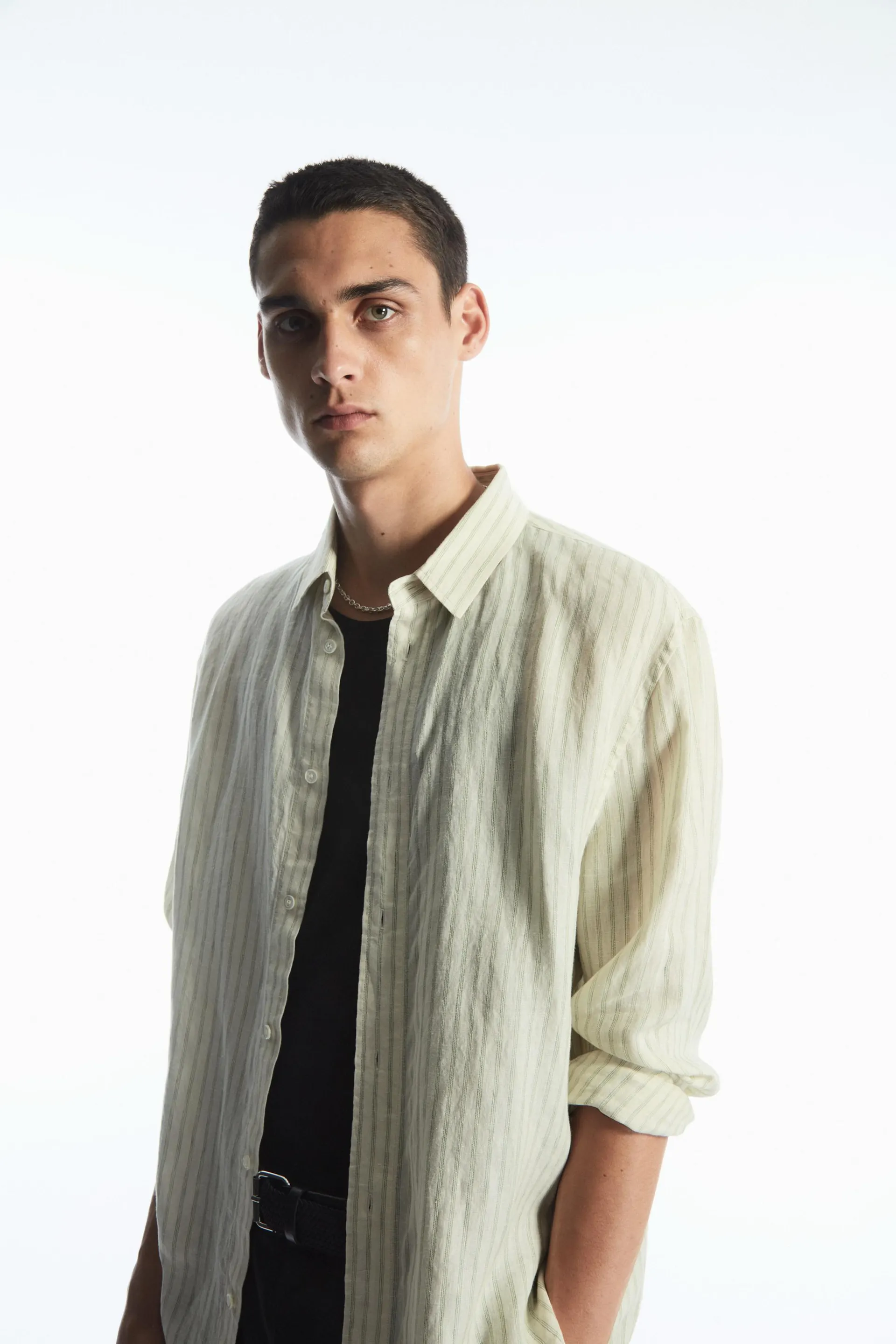 LONG-SLEEVED STRIPED LINEN SHIRT