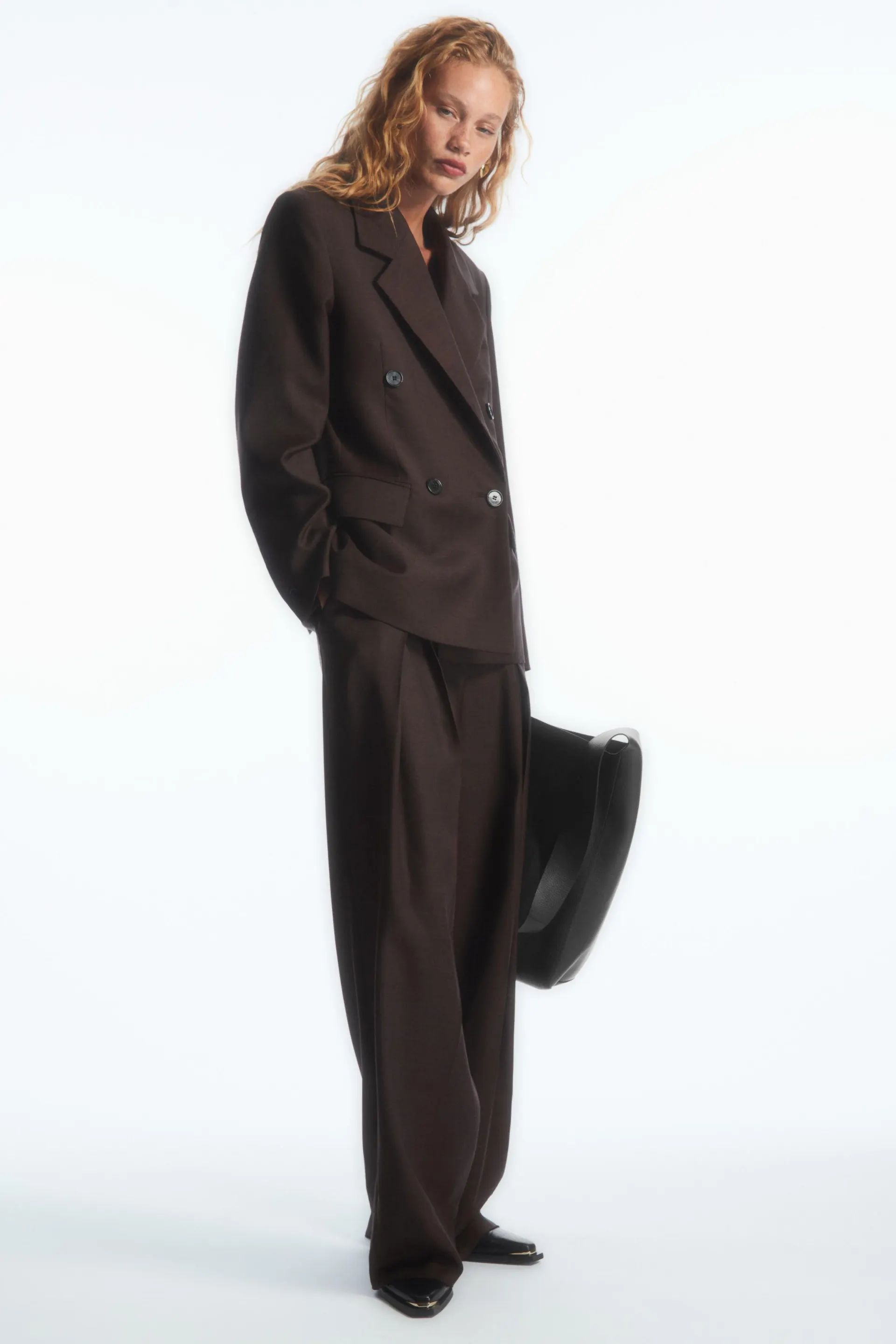 WIDE-LEG PLEATED WOOL PANTS