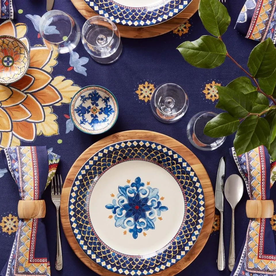 Sicily Dinner Plate, Blue Rim