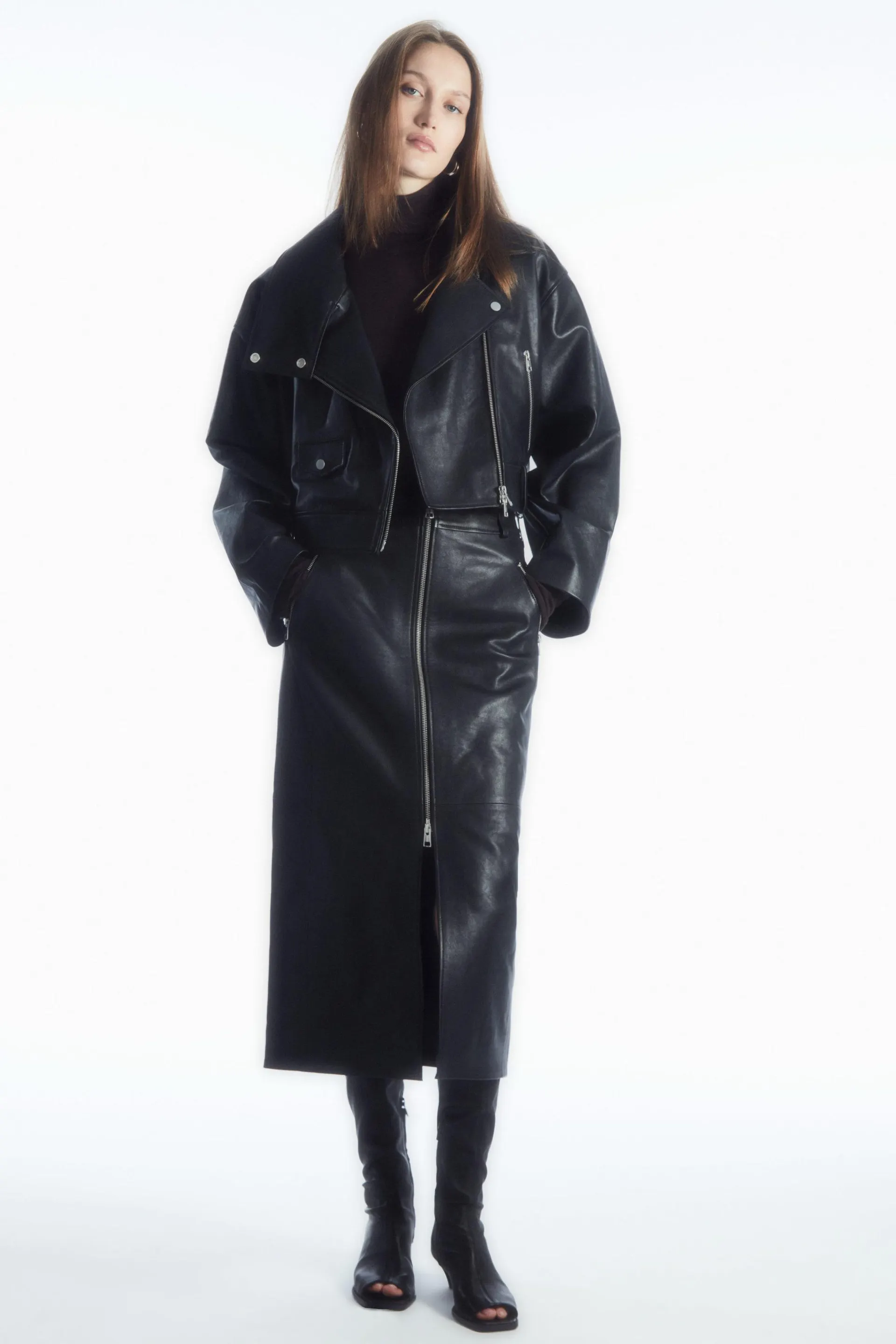 OVERSIZED CROPPED LEATHER BIKER JACKET