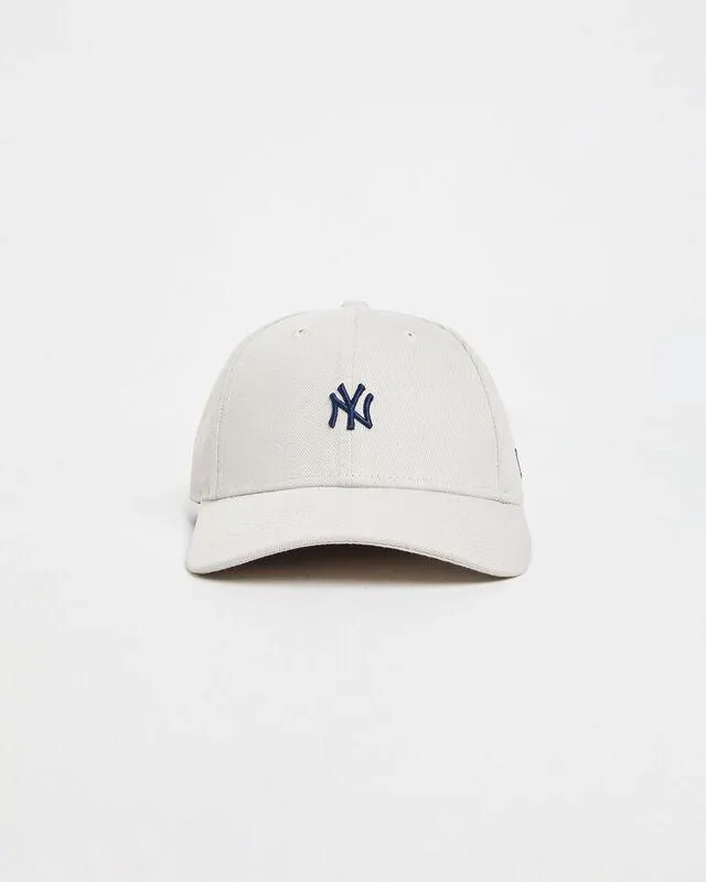 9Forty NY Yankees Mini Cap Stone