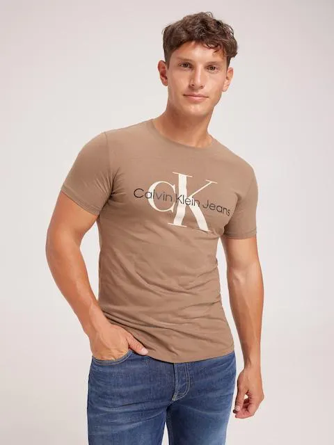 Calvin Klein Seasonal Monogram Tee In Shitake