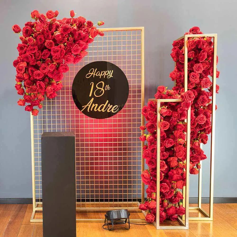 Bloom Pak3 Backdrop Mesh Personalised, Column Frames, Wooden Plinth, Light & Flo