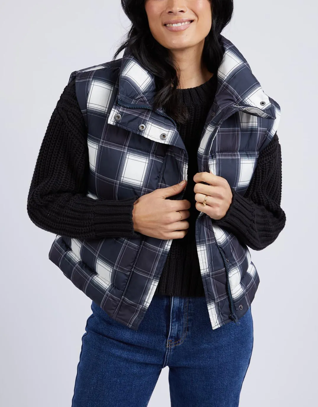 Cedar Check Puffer Vest - Navy Check