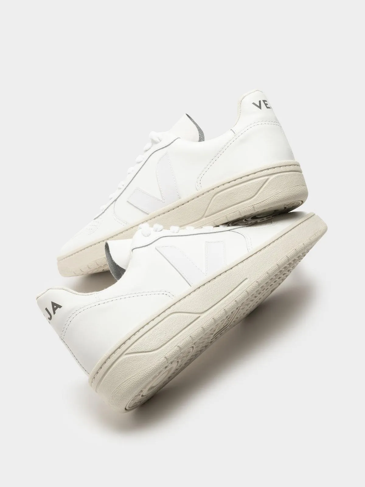 Unisex V-10 Leather Sneaker in Extra White