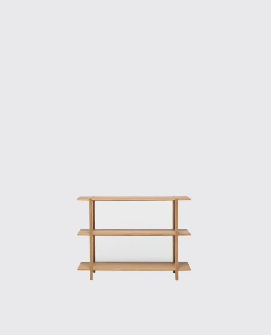 Farnsworth low shelf - oak natural