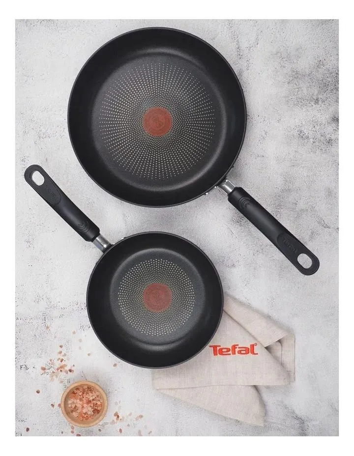 Non-Stick Frypan 2 Piece Set 20/26cm in Black