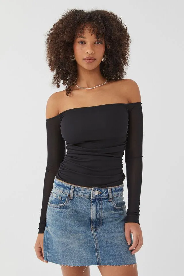 Khloe Off The Shoulder Top