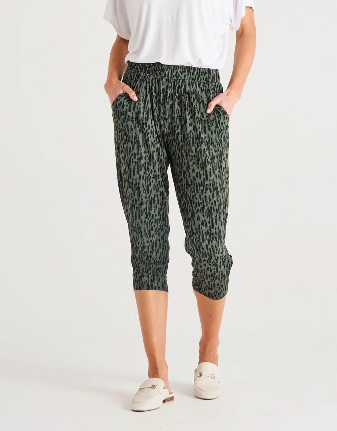Tokyo 3/4 Pant - Abstract Print